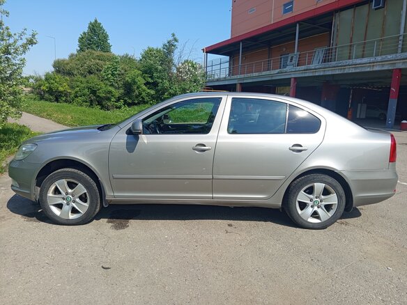 2013 Skoda Octavia II (A5) Рестайлинг, бежевый, 890000 рублей - вид 7