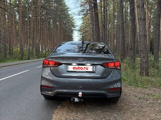 2017 Hyundai Solaris II, серый, 1420000 рублей, вид 4