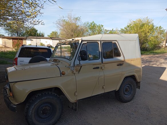 1996 УАЗ 3151, жёлтый, 250000 рублей - вид 1
