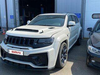 2013 Jeep Grand Cherokee SRT IV (WK2) Рестайлинг, белый, 4500000 рублей, вид 1