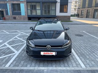 2019 Volkswagen Golf VII Рестайлинг, серый, 1449000 рублей, вид 2