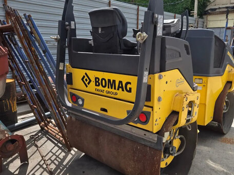 2021 Bomag BW 138 AD-5, жёлтый, 3200000 рублей, вид 2