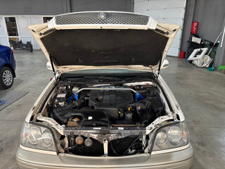 2001 Toyota Crown XI (S170), белый, 800000 рублей, вид 2