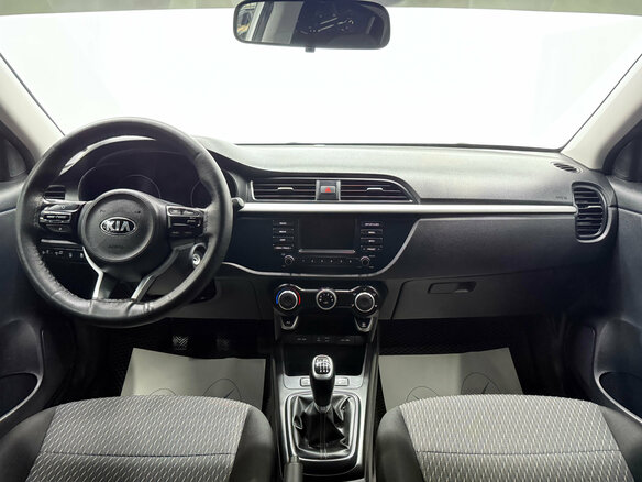 2018 Kia Rio IV, серебристый, 1250000 рублей - вид 8