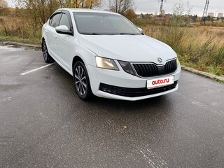 2017 Skoda Octavia III (A7) Рестайлинг, белый, 895000 рублей, вид 5