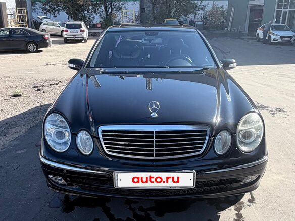 2004 Mercedes-Benz E-Класс 280 III (W211, S211), чёрный, 1350000 рублей - вид 1