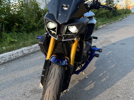 2018 Yamaha MT-10SP, серебристый, 1420000 рублей, вид 4