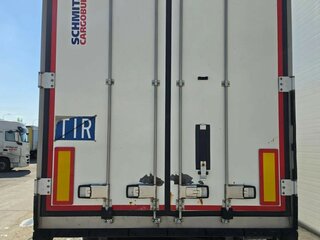 2018 Schmitz Cargobull SKO, белый, 4900000 рублей, вид 5