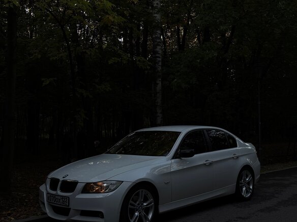2008 BMW 3 серии 325xi V (E90/E91/E92/E93), белый, 1200000 рублей - вид 7