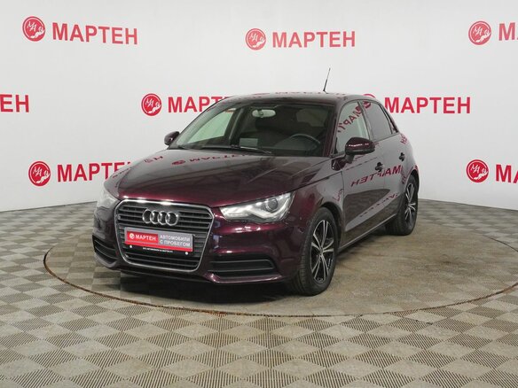 2012 Audi A1 I (8X), красный
