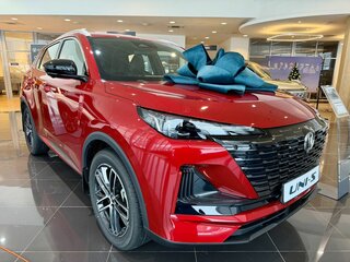 2025 Changan UNI-S I, красный, 3179900 рублей, вид 3