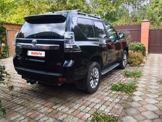 2017 Toyota Land Cruiser Prado 150 Series Рестайлинг 1, чёрный, 4200000 рублей, вид 3
