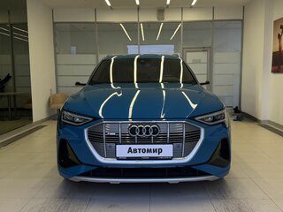 2020 Audi e-tron 55 I, голубой, 4390000 рублей, вид 2