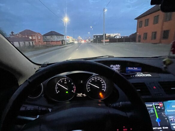 2013 Mazda 3 II (BL) Рестайлинг, серебристый, 960000 рублей - вид 12