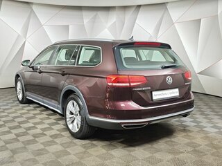 2017 Volkswagen Passat Alltrack B8, красный, 2289000 рублей, вид 4