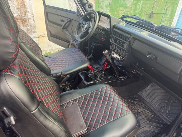 2013 Lada (ВАЗ) 2121 (4x4) I Рестайлинг, чёрный, 570000 рублей - вид 9