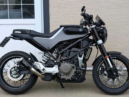2021 Husqvarna Svartpilen 401, чёрный, 500000 рублей, вид 1
