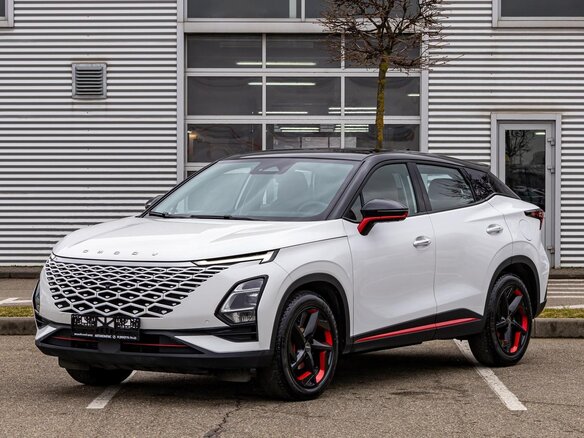 2022 Omoda C5 I, белый, 1245000 рублей