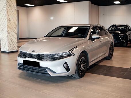 2021 Kia K5 III, серый, 2778000 рублей, вид 1