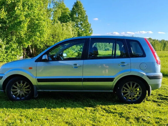 2007 Ford Fusion I Рестайлинг, серый, 350000 рублей - вид 5