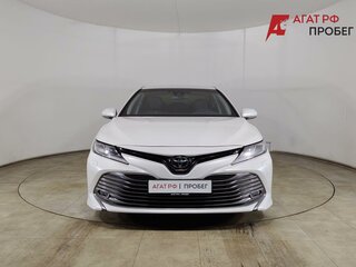 2020 Toyota Camry VIII (XV70), белый, 3061000 рублей, вид 2