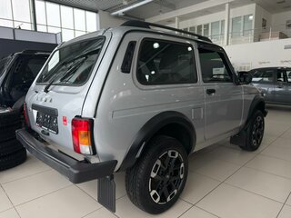 2025 Lada (ВАЗ) Niva Legend Sport I, серебристый, 1754000 рублей, вид 2