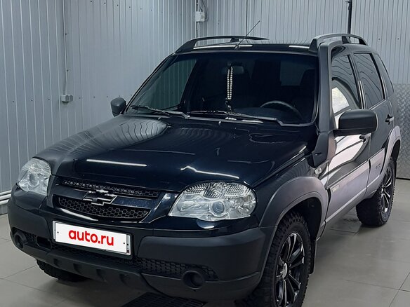 2018 Chevrolet Niva I Рестайлинг, чёрный, 800000 рублей