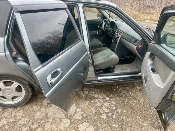 2009 Lada (ВАЗ) Priora I, серебристый, 330000 рублей - вид 9