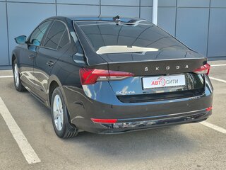 2020 Skoda Octavia IV (A8), чёрный, 1995000 рублей, вид 5