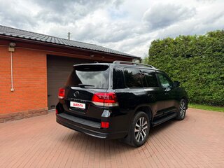 2018 Toyota Land Cruiser 200 Series Рестайлинг 2, чёрный, 6800000 рублей, вид 4