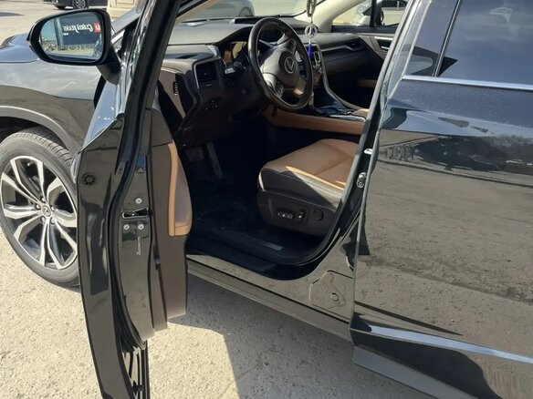2019 Lexus RX 300 IV Рестайлинг, чёрный, 5000000 рублей - вид 11