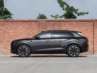 2026 Audi E7X, чёрный, 7399900 рублей, вид 3
