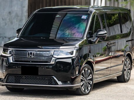 2023 Honda Stepwgn Spada VI, чёрный, 2450000 рублей, вид 4