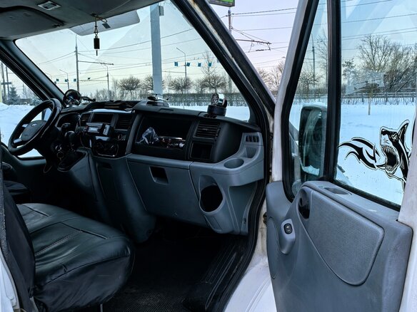 2007 Ford Transit, белый, 850000 рублей - вид 6