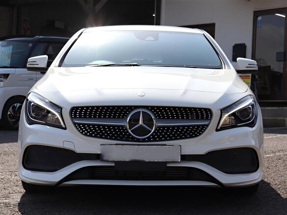 2016 Mercedes-Benz CLA 180 I (C117, X117) Рестайлинг, белый, 1520000 рублей - вид 1