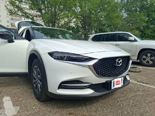 2023 Mazda CX-4 I Рестайлинг, белый, 2610000 рублей, вид 1