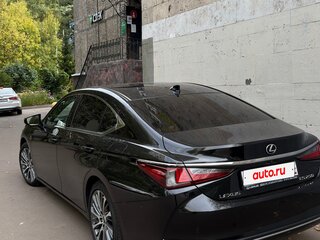 2021 Lexus ES 250 VII Рестайлинг, чёрный, 4800000 рублей, вид 4