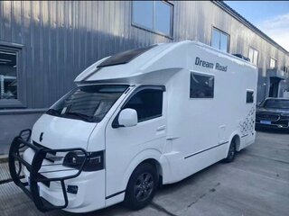 2018 Toyota HiAce H200 Рестайлинг, белый, 3799666 рублей, вид 1