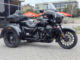 2025 Harley-Davidson Tri Glide, чёрный, 6800000 рублей, вид 1