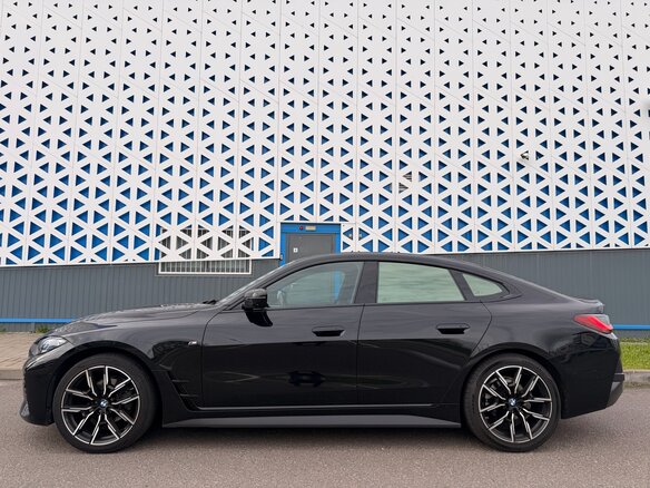 2021 BMW 4 серии Gran Coupe 420i G22, G23, G26, чёрный, 5000000 рублей - вид 9