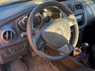 2015 Renault Sandero II, серебристый, 840000 рублей, вид 5