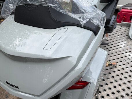 2026 Honda GL 1800 Gold Wing, жёлтый, 3550000 рублей, вид 5