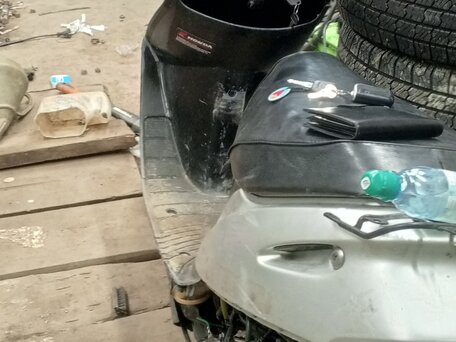 2000 Honda Dio, серебристый, 18000 рублей, вид 2