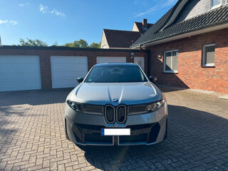 2026 BMW iX3 II, серебристый, 14600000 рублей, вид 3
