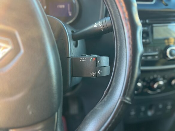 2014 Renault Logan II, белый, 328000 рублей - вид 12