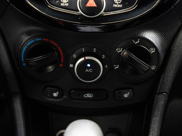 2011 Hyundai Solaris I, чёрный - вид 18