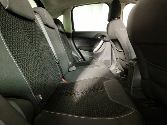2010 Citroen C3 II, чёрный, 223000 рублей - вид 15
