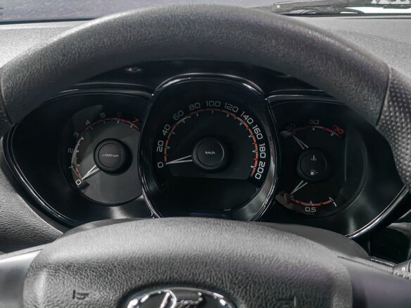 2019 Lada (ВАЗ) Vesta I, белый - вид 18