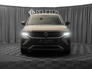 2021 Volkswagen Taos I, коричневый, 3000000 рублей, вид 3