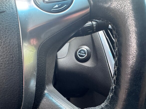 2013 Ford Focus III, чёрный, 715000 рублей - вид 10